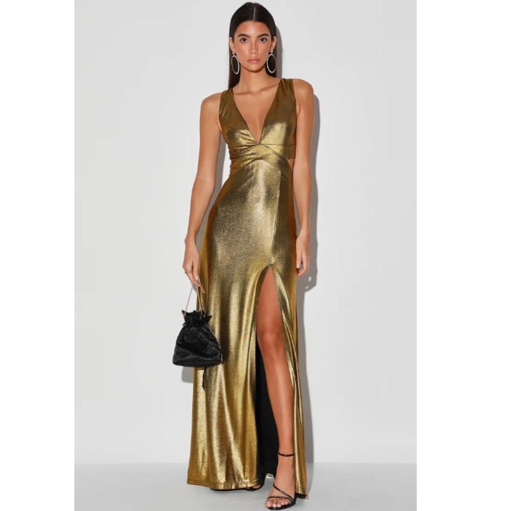 Glamour Gold Metallic Sleeveless Cutout Ma…